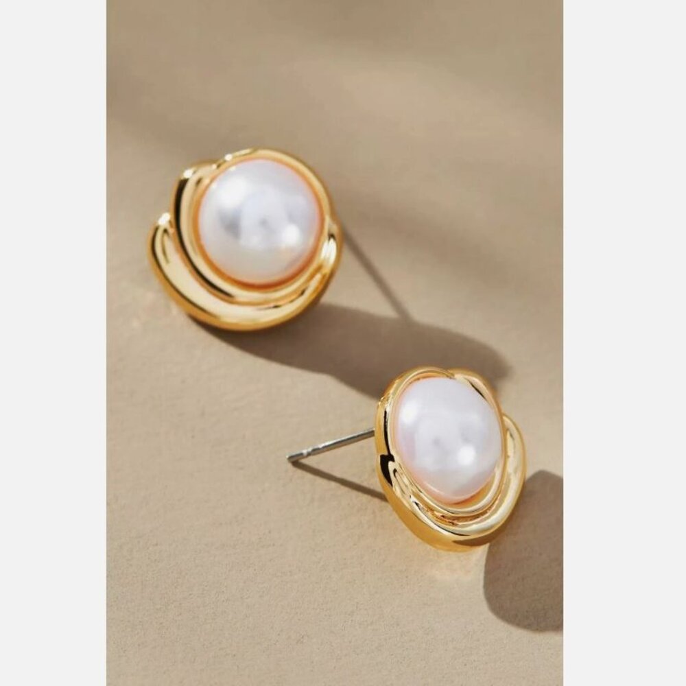 NWT Anthropologie Bel Air Pearl Post Earrings